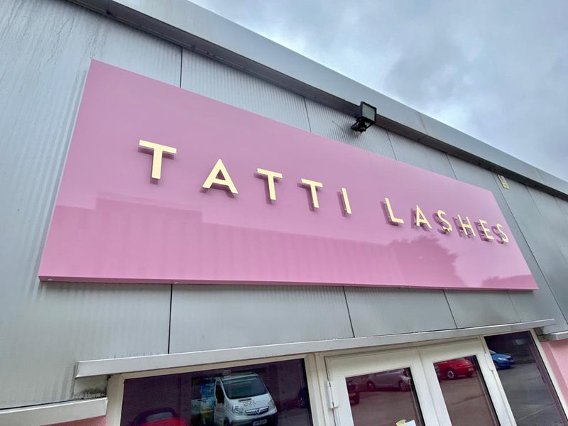 Tatti Lashes HQ